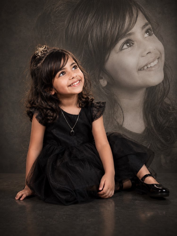 ✨ Timeless Fine-Art Children's Portrait — AI image prompt example