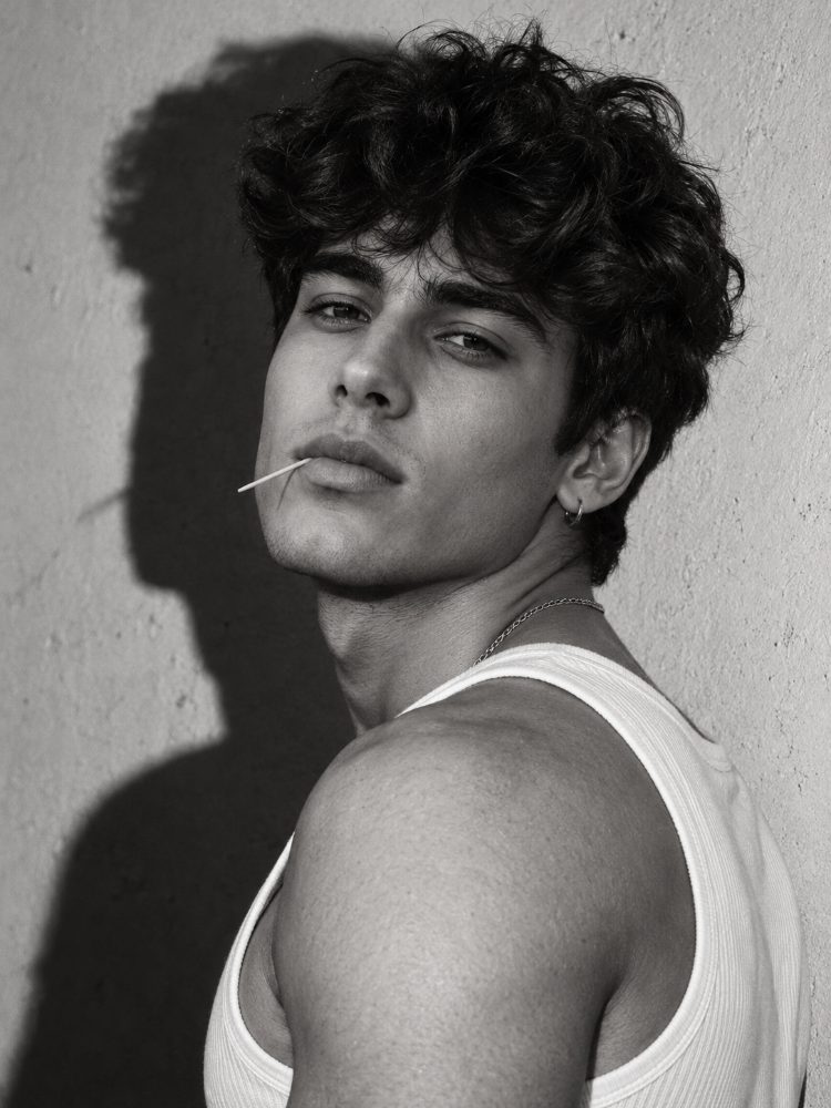 Raw Monochrome Flash Portrait with Ultra-HD Skin Texture